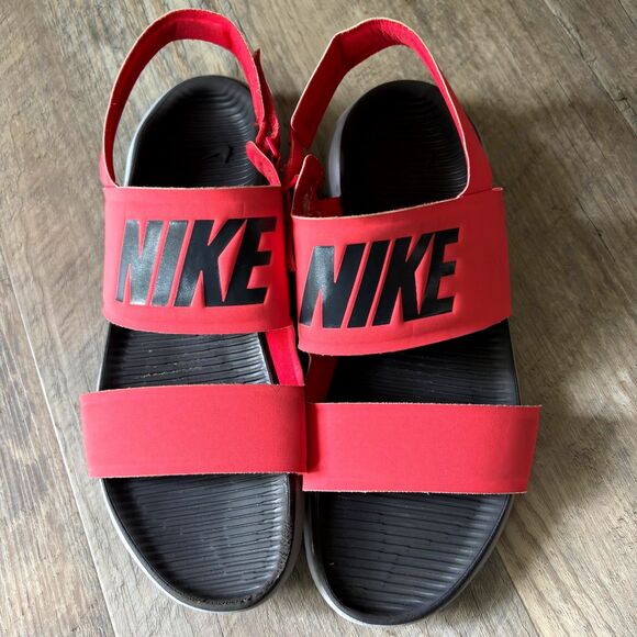 Nike Man's Size 10 Strap Hook Beach Shower Sandal - Picture 1 of 5
